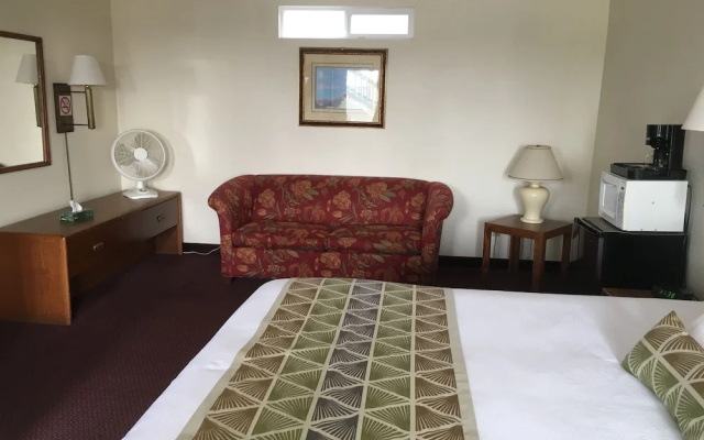 Westward Inn