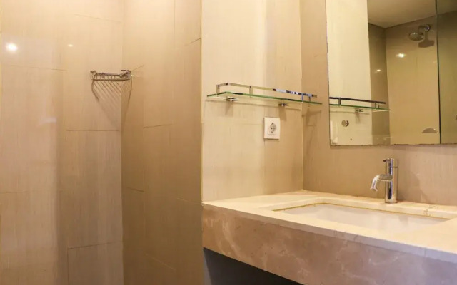 Fancy And Nice 1Br Apartment At H Residence