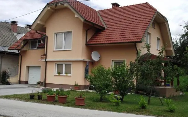 Valant Apartment