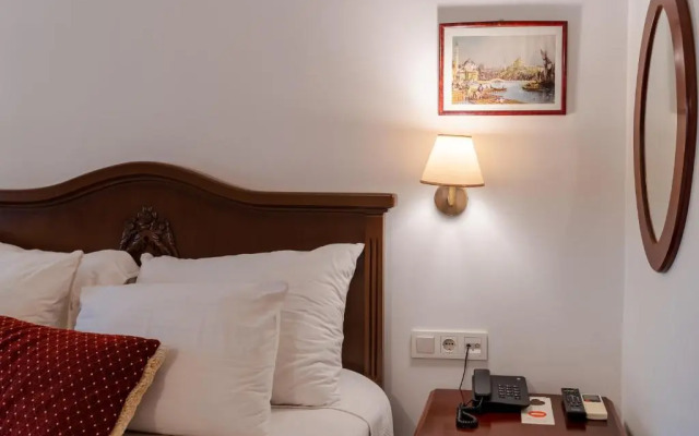Şebnem Hotel