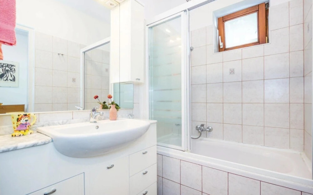 Stunning Apartment in Matulji With 1 Bedrooms and Wifi