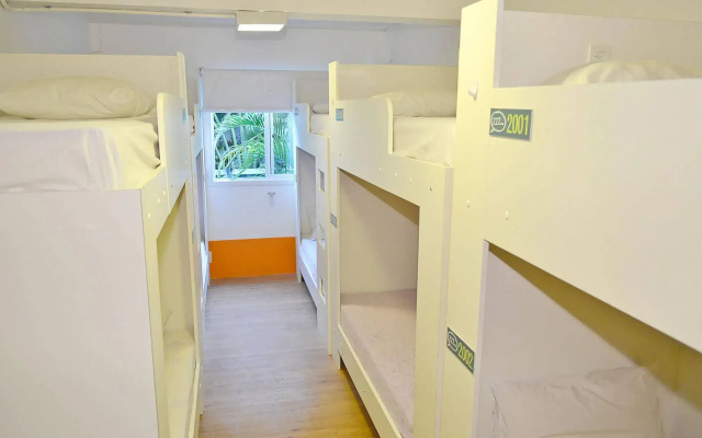 Botanic Hostel