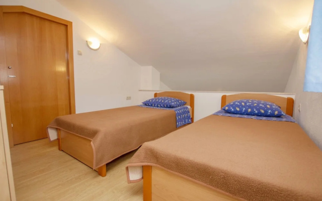 Apartments Vrlika