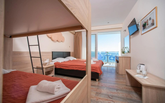 Отель Corfu Maris Bellos