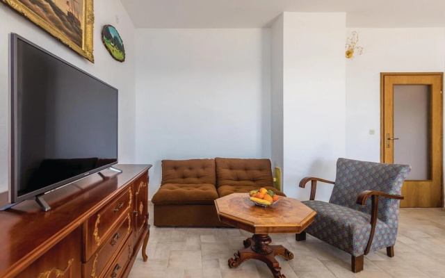 Awesome Home in Josinovac With Wifi and 2 Bedrooms