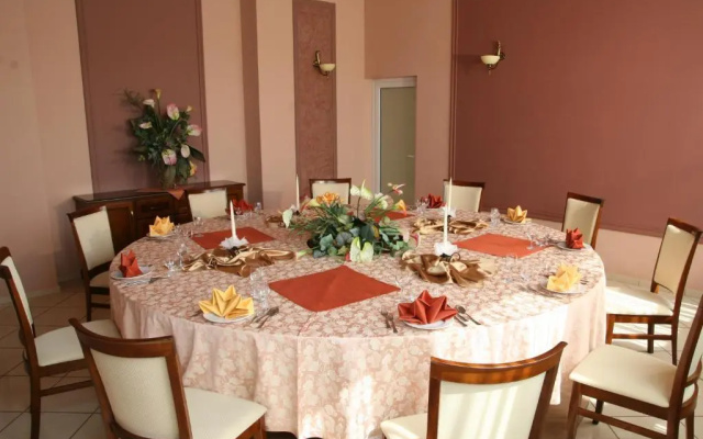 The Rubikon Restaurant  Lounge