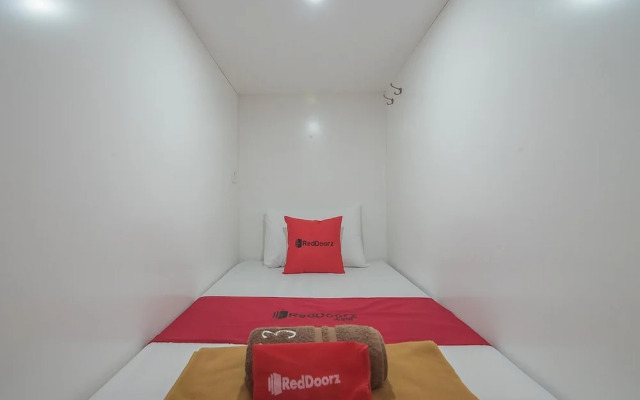 Reddoorz Hostel Near Mall Boxies 123