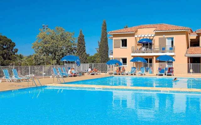 Sunny Retreat With Pool