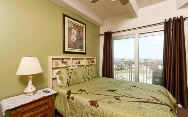 Aquarius Condominium 401