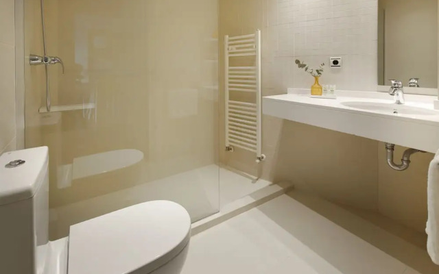 Apartment La Concha Suite 2 by FeelFree Rentals