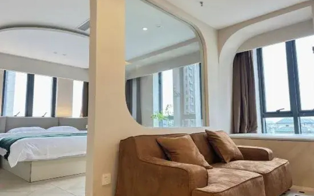 Yuli Homestay (Hefei Yushanxi Subway Station Aoyuan City Tiandi Branch)