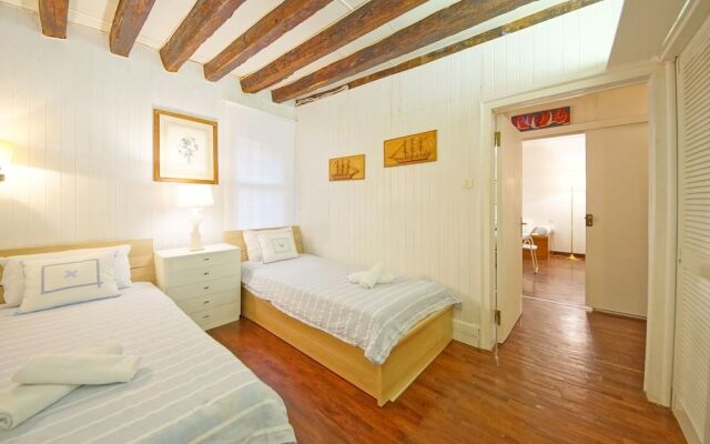 Апартаменты DolceVita Apartments N. 387 Венеция комната для гостей