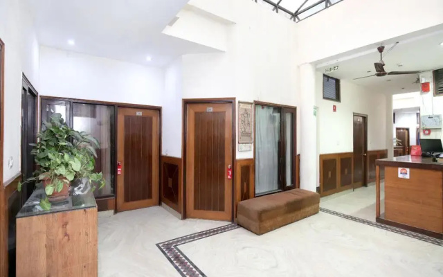 OYO Rooms Sector 7 Madhya Marg