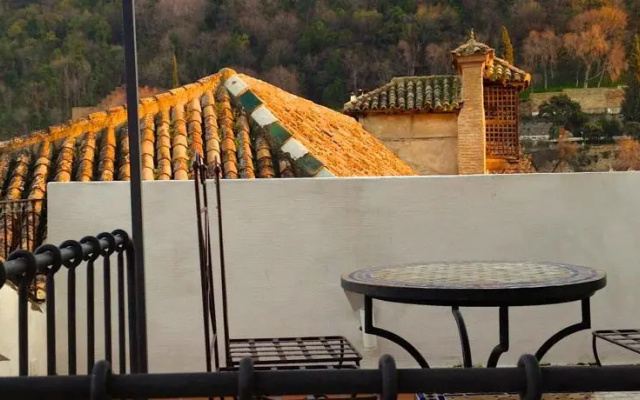 Apartamentos El Almez