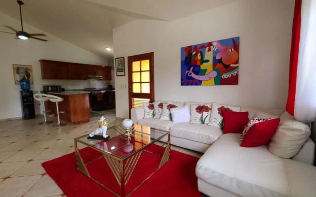Great 4 Bedroom Getaway Villa With Large Private Pool