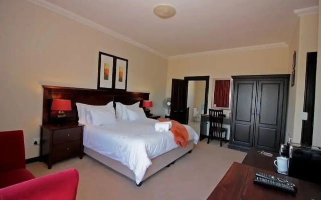 Kwantu Guesthouses