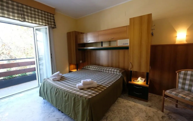 Hotel Pescofalcone