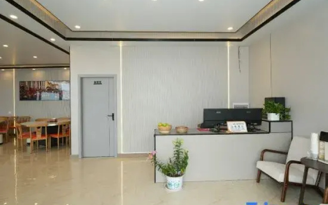 Meiliyue Residential Homestay(Feilaisi Meili Snow Mountain Scenic Area Store)
