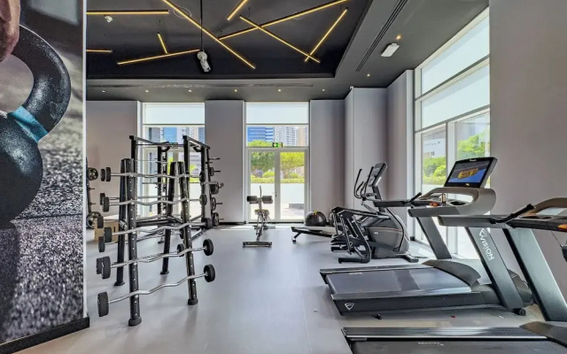 Superhost Cozy Studio Near Dubai Marina