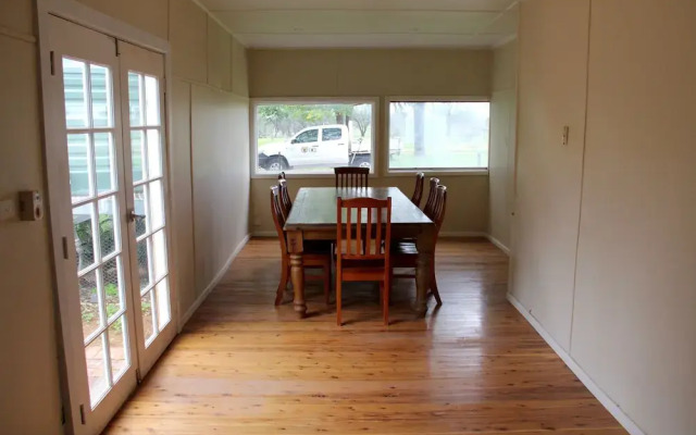 Gundabooka Cottages