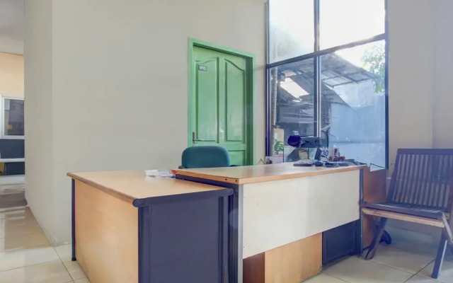 Hotel O Semarang near Bandara Ahmad Yani formerly Rumah Ceria