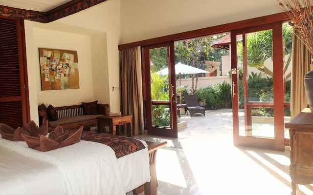 Aloka Bahari Villas