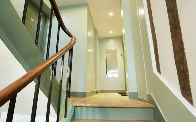 Charming Flat With AC - Center of Paris