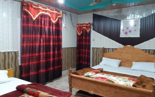 Aryan Swat Hotel