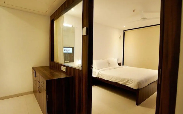 Hotel Shree Sai Dhan