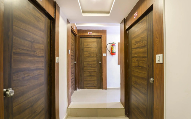 OYO 39893 Hotel A1