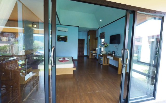 Chomview Resort