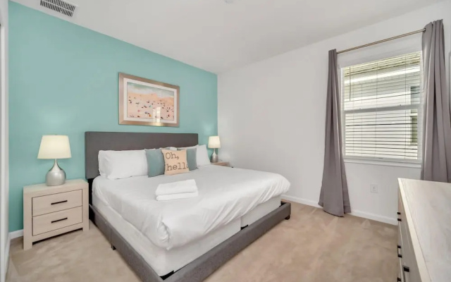 Stunning Bright Family Home Sleeps 25 Bl102