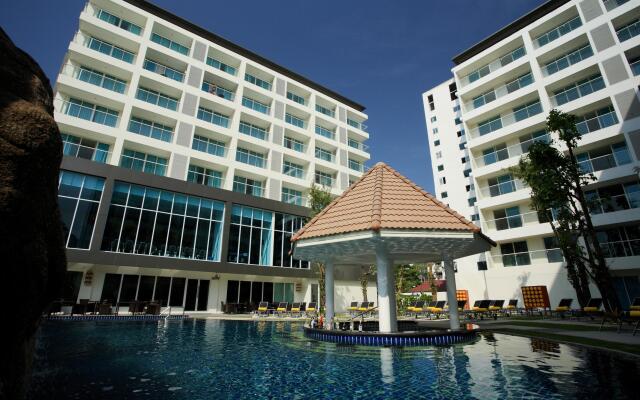 Centara Pattaya Hotel вид на фасад
