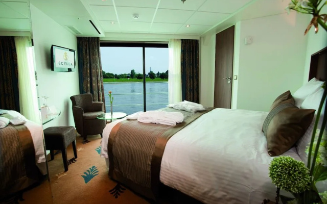 Crossgates Hotelship Altstadt - Köln