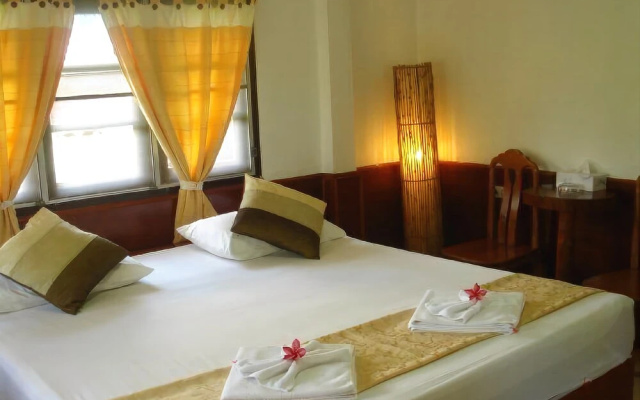 Baan Rom Mai Resort
