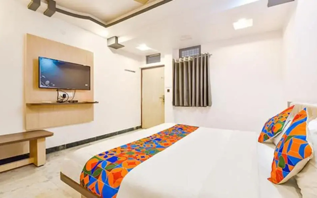 FabExpress Divya Palace