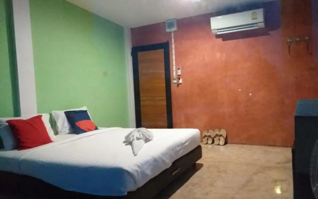 Plern Salaya Resort