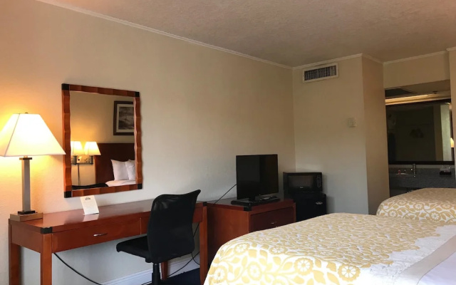 Days Inn & Suites Clermont