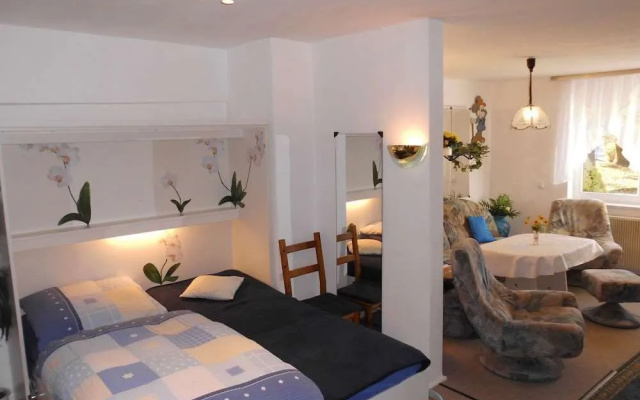 Spacious Holiday Home in Sommerfeld near Lake