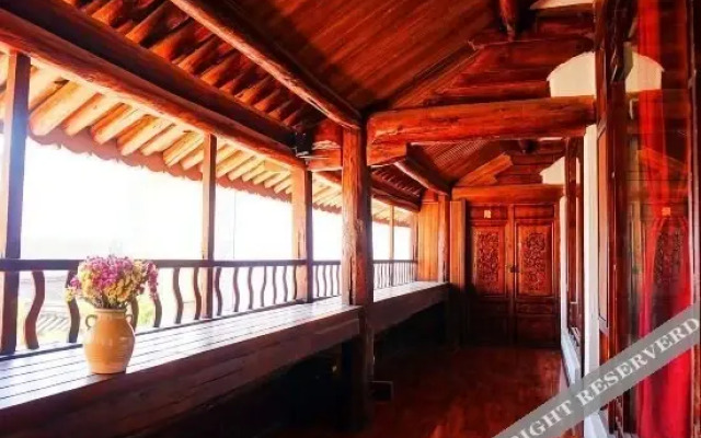 大理古城花儿小院
