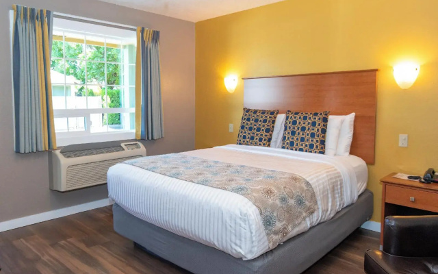 Nordic Inn and Suites
