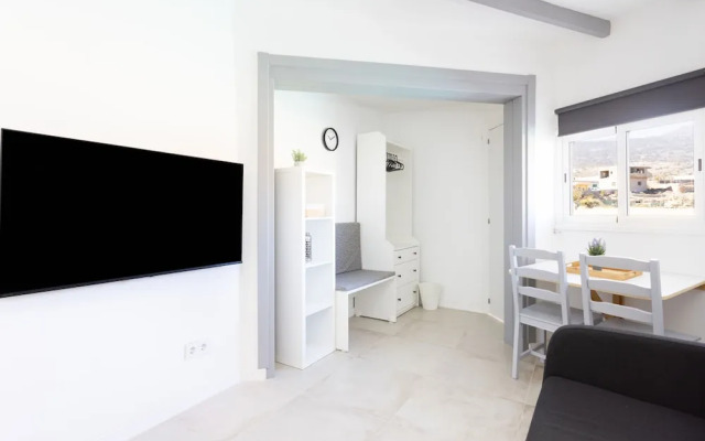 Oasis Tenerife Studio 2