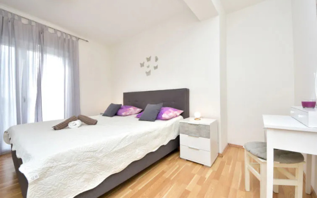 Apartmani Ana Vir