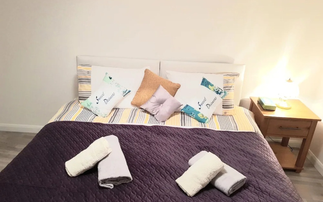 Marble Square Deluxe -flat 9