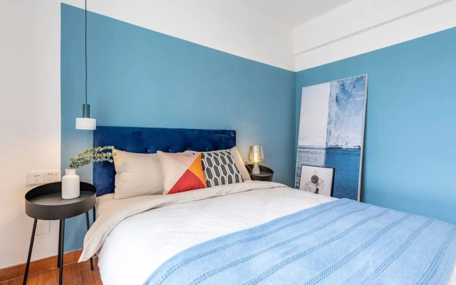 Locals Boutique Apartment Lujiang No.2