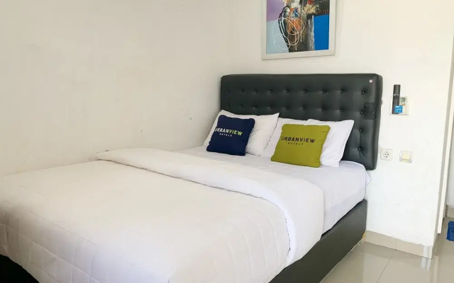 Urbanview Hotel Permata Syariah Garut