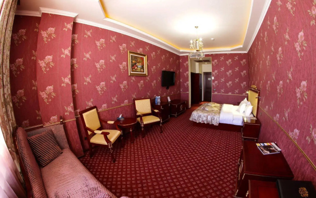Golden Palace Hotel Resort and SPA
