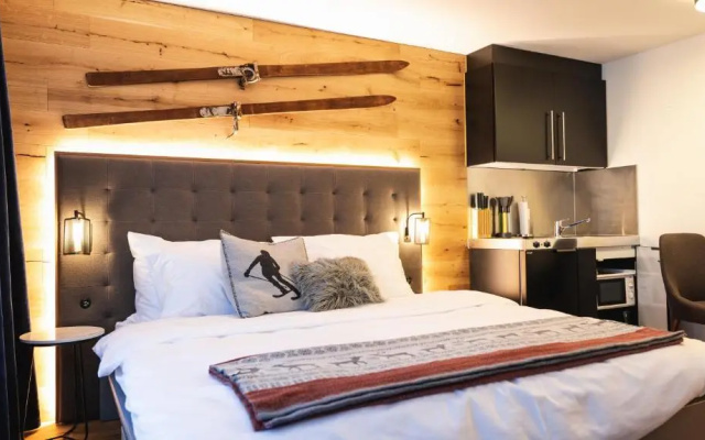 Wunderstay Alpine 403 Centric Studio Balcony/View
