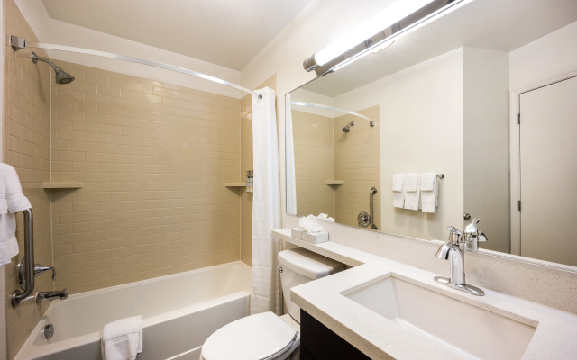 Sonesta Simply Suites Albuquerque Midtown