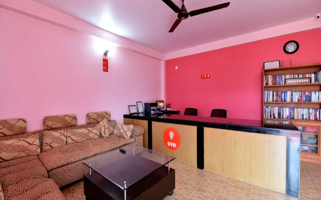 OYO 12444 Sunshine Resort
